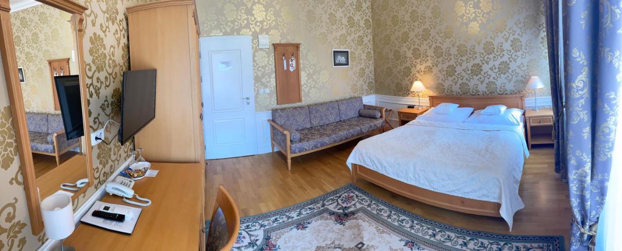 Zamecky Hotel Lednice Bagian luar foto