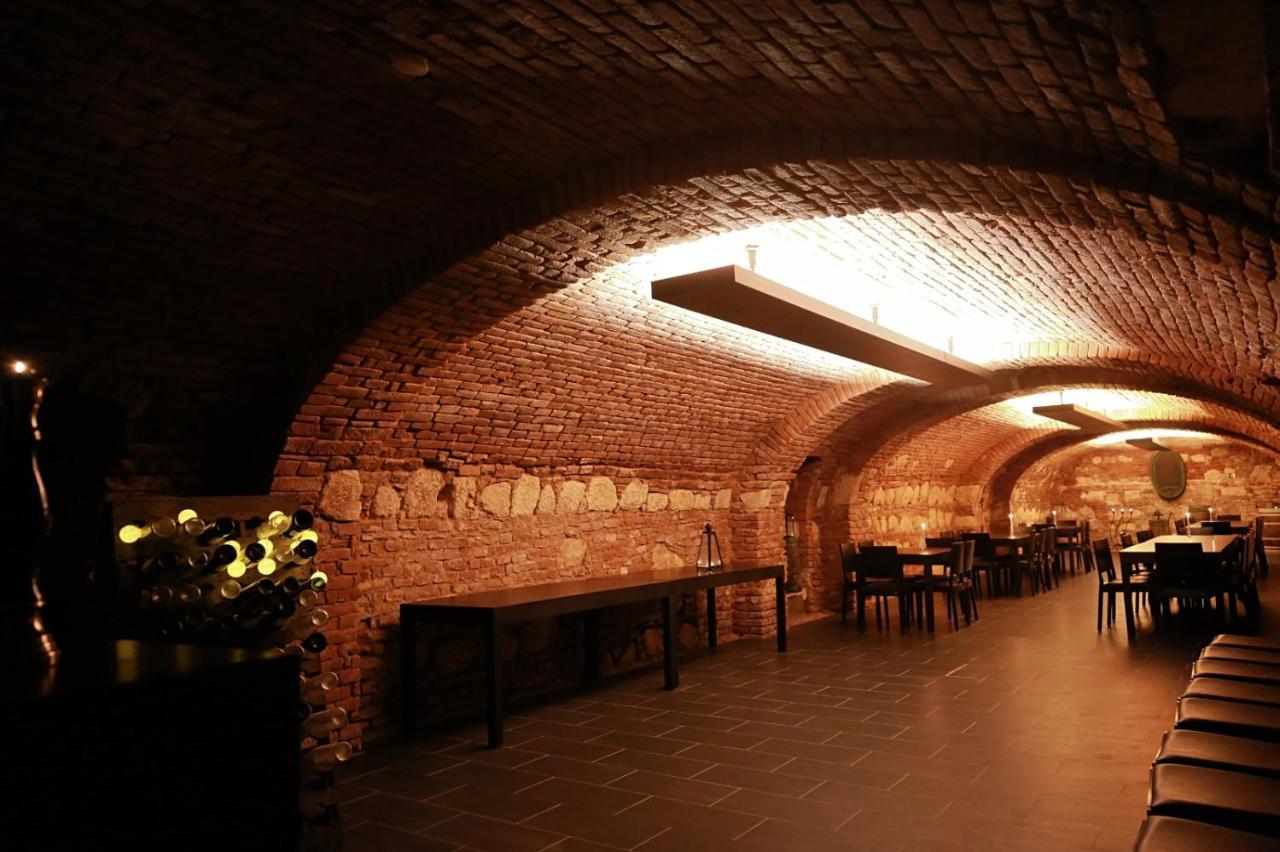 Zamecky Hotel Lednice Bagian luar foto
