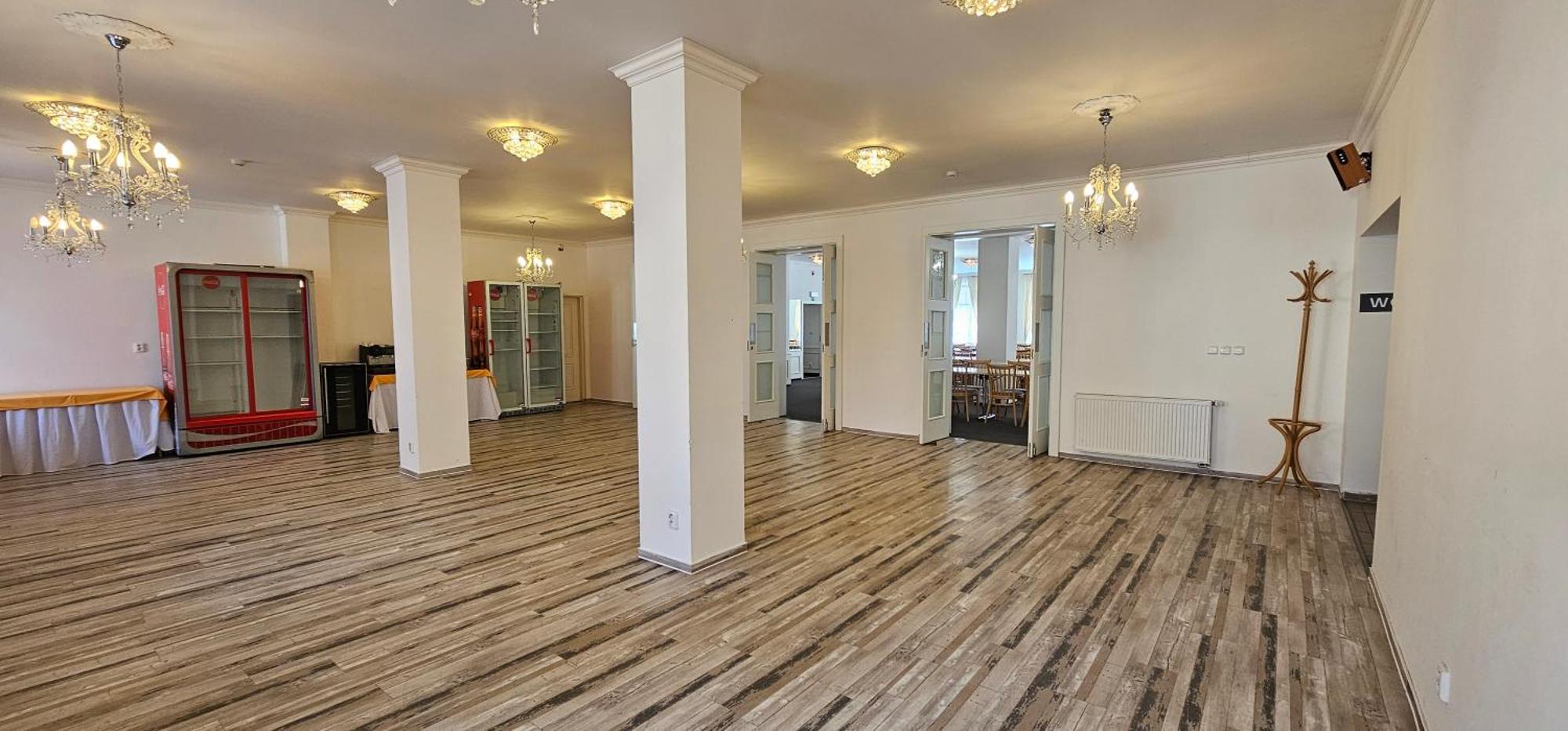 Zamecky Hotel Lednice Bagian luar foto