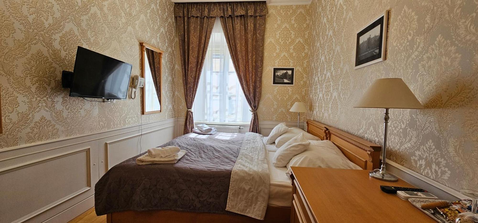 Zamecky Hotel Lednice Bagian luar foto